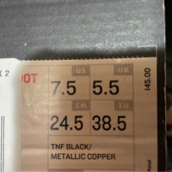 Women’s The North Face boots - Picture 4 of 4